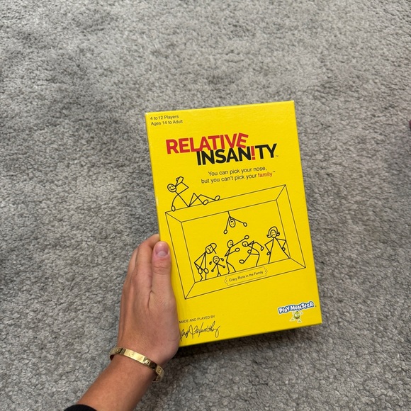 Relative Insanity Card Game - Picture 1 of 4